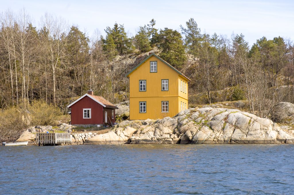 Befalsboligen Bergholmen ble totalrenovert og åpnet som kystledhytte i 2008.